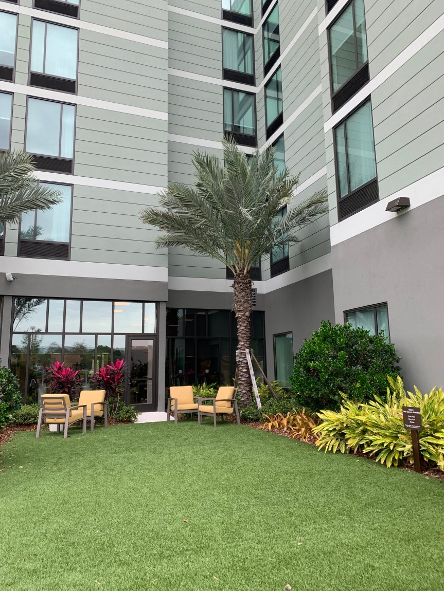 5DD82693-8884-4970-8A7F-97327C6580B4