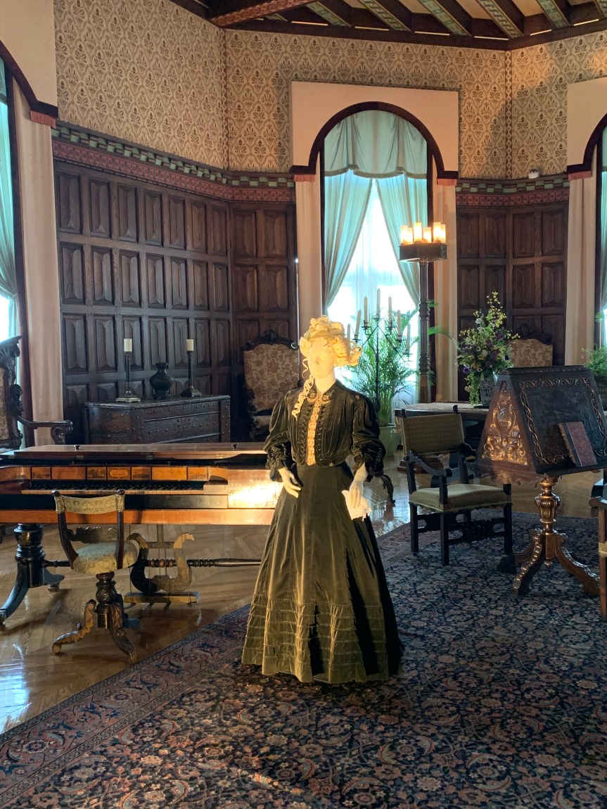 C8335BED-646A-4943-912D-9EFCE313040B